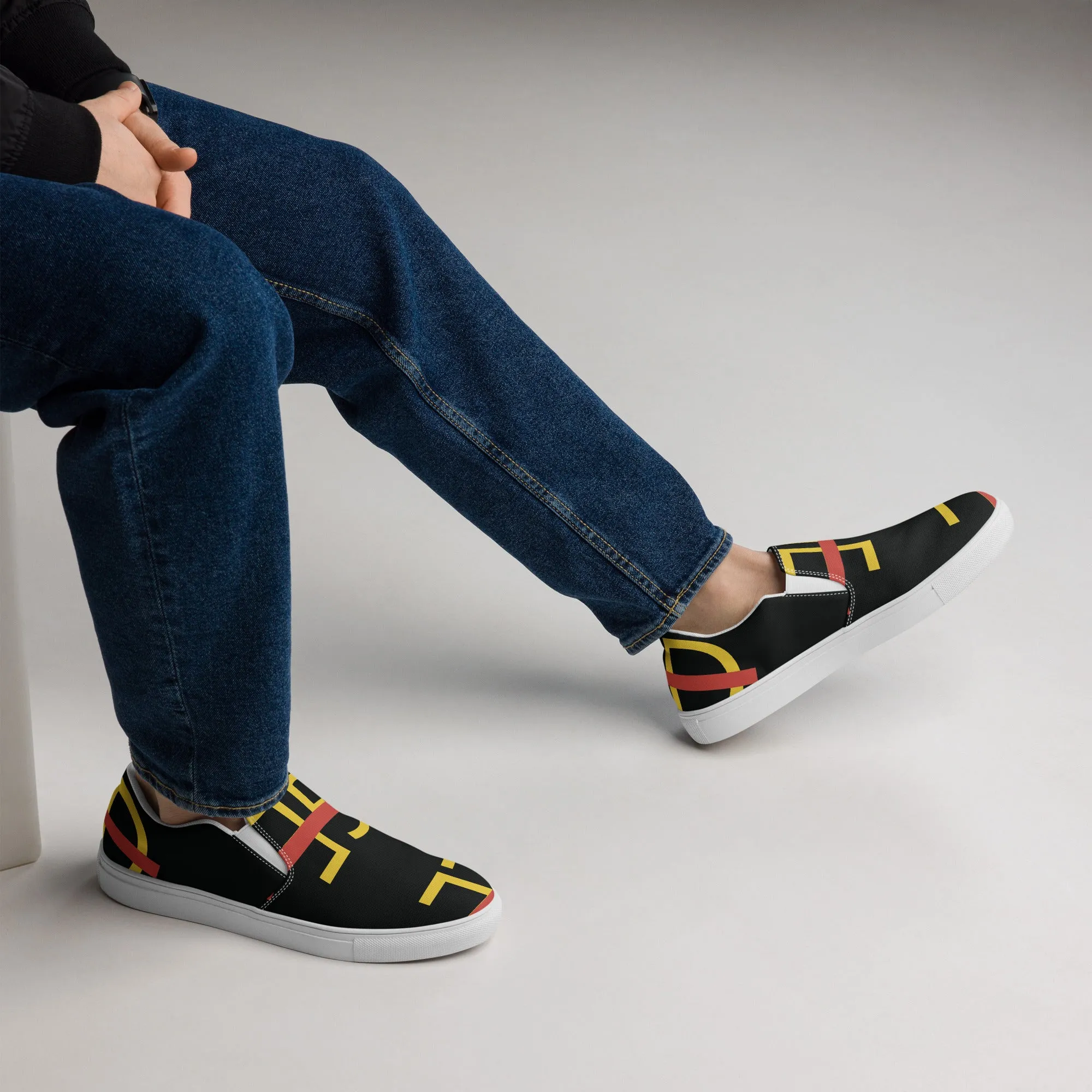 LEGEND Men’s Slip-On Canvas Shoes