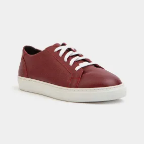 THE N°1 BURGUNDY ON WHITE