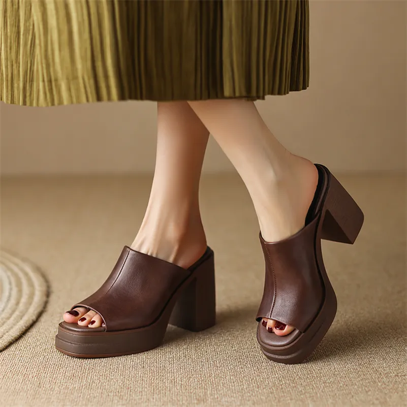 USS Shoes Virginia Women's Open-Toe Platform Clog