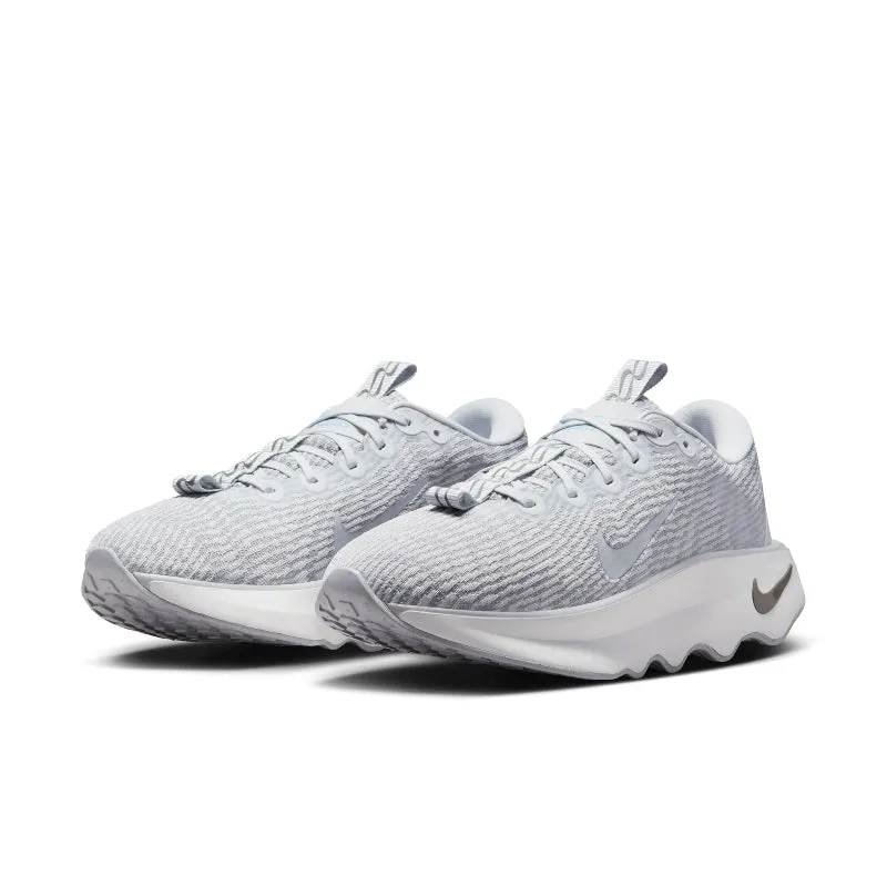 WMNS NIKE MOTIVA